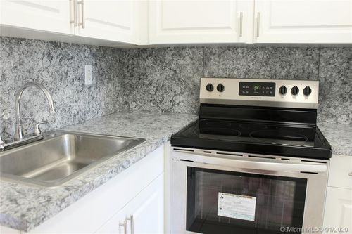 2857 Northwest 7th Street - Photo 3 of 8