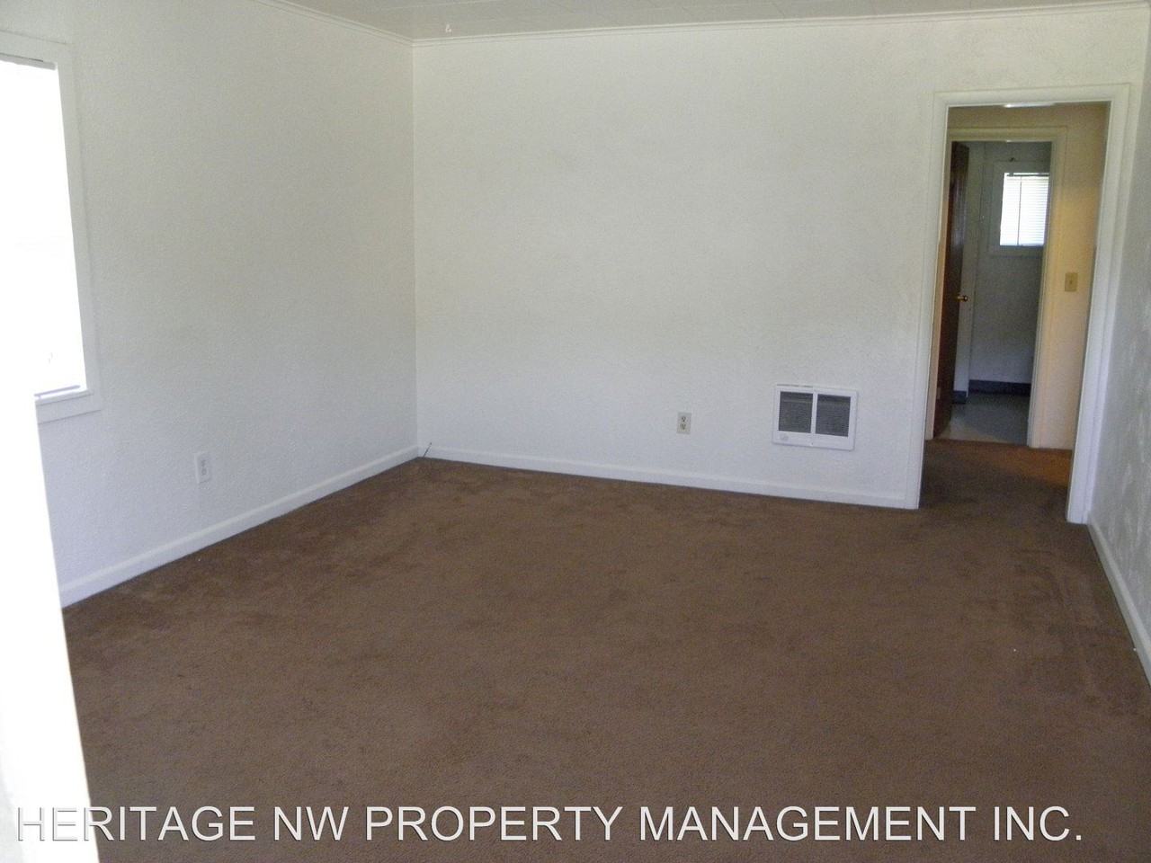 109, 111 9TH AVE - Photo 2 of 9