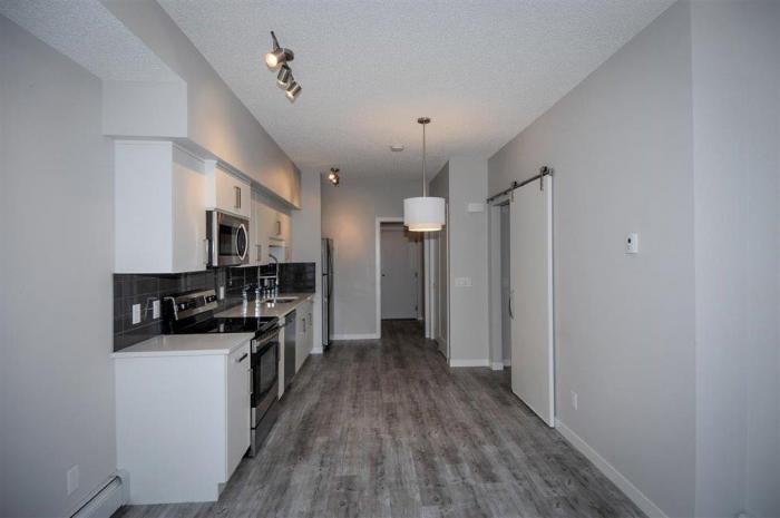 7 Westpark Common Sw - Photo 2 of 26