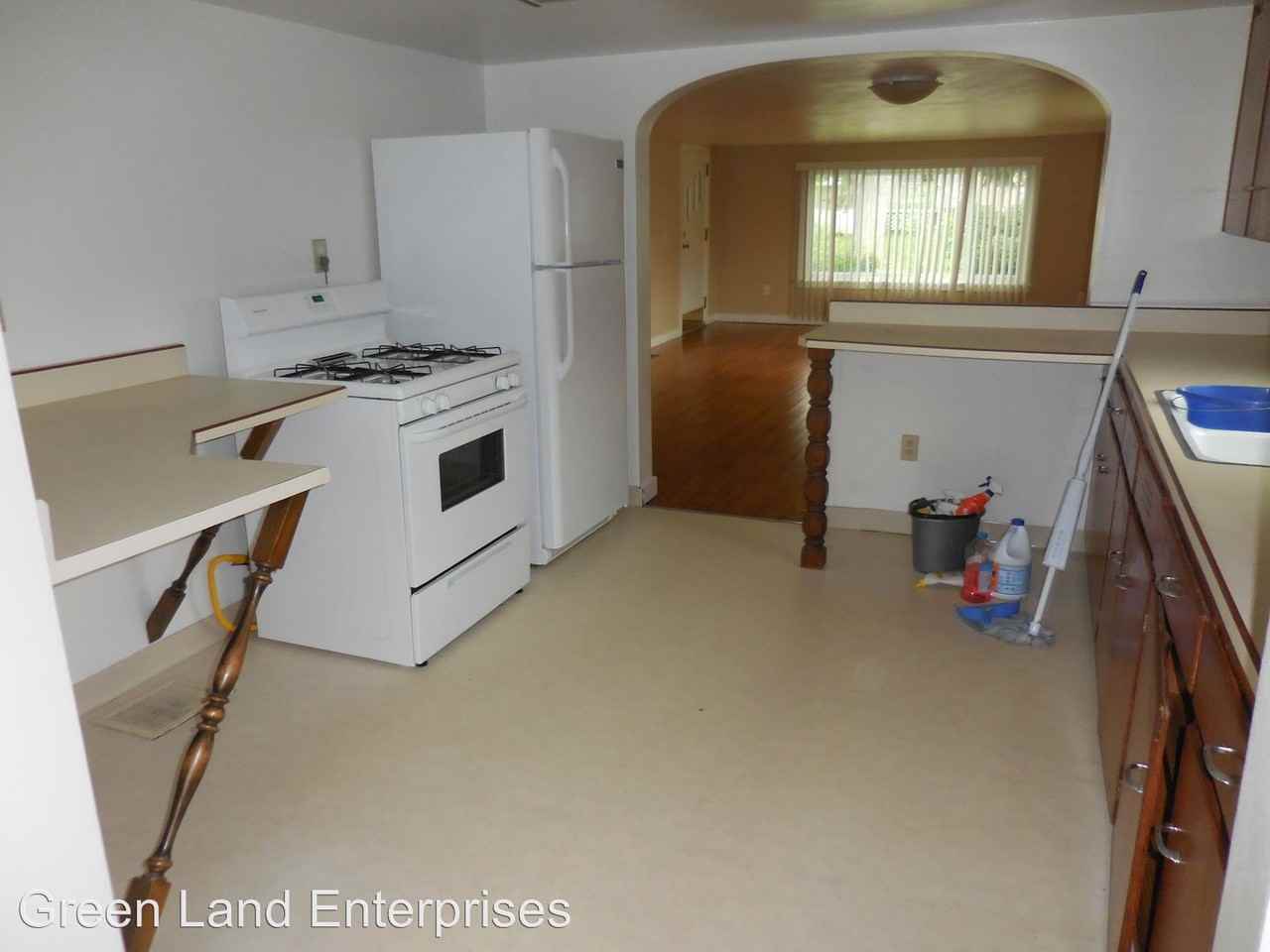 1134 Hedge Street - Photo 2 of 11