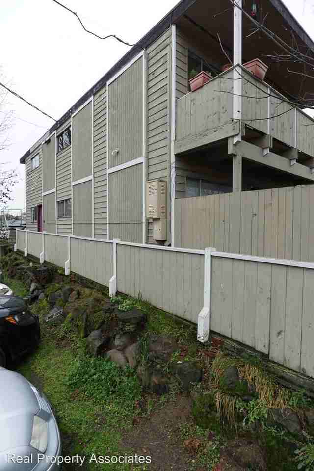 15500 2nd Avenue S - Photo 3 of 3