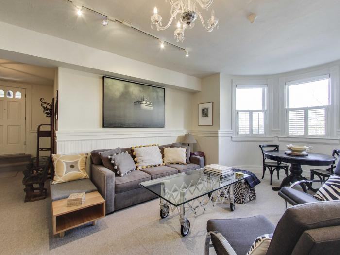 2315 Broadway Street - Photo 3 of 16