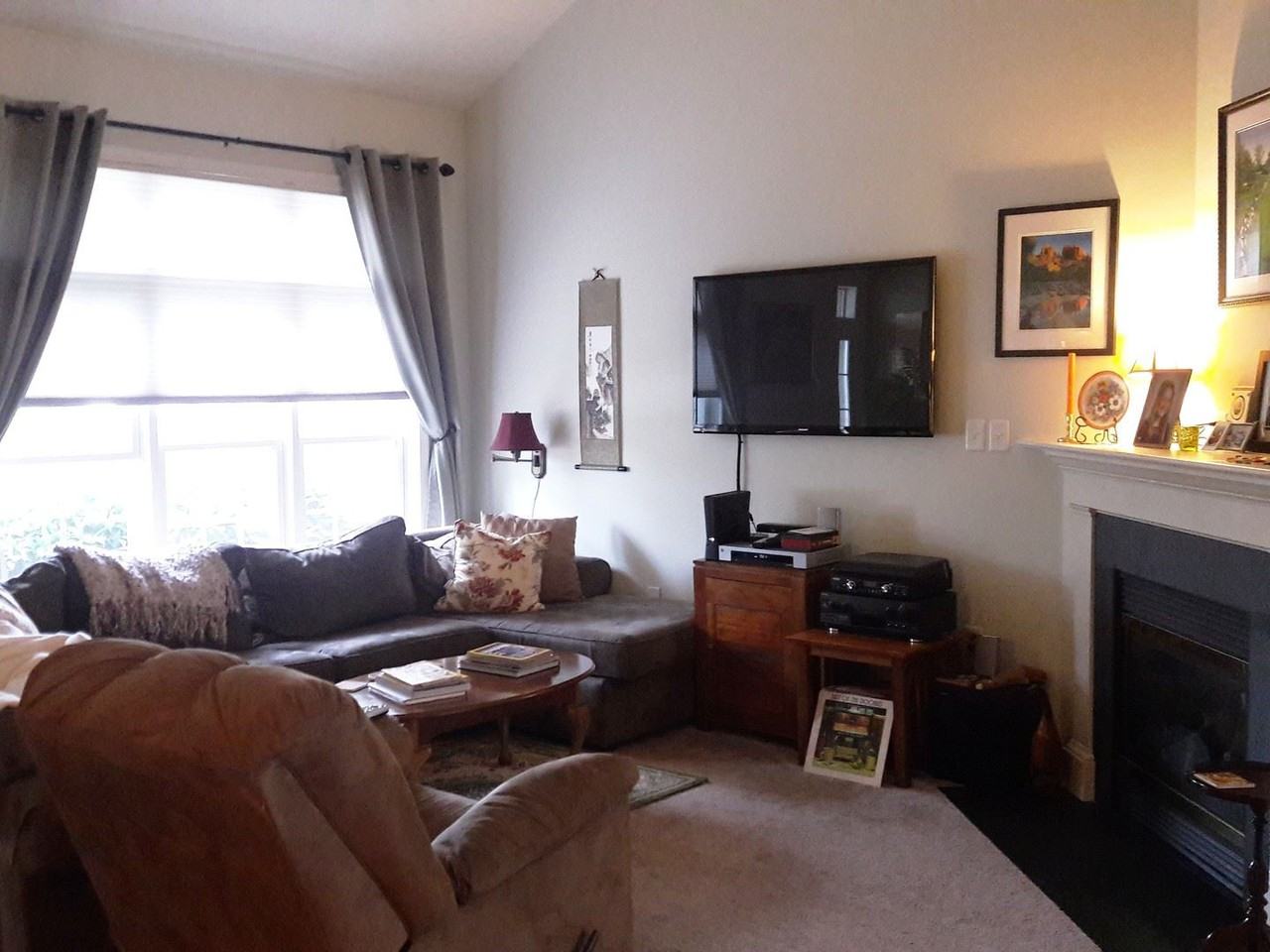 1277 Willow Creek Drive - Photo 3 of 13