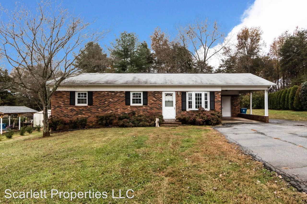 5575 Hillside Court - Photo 2 of 35