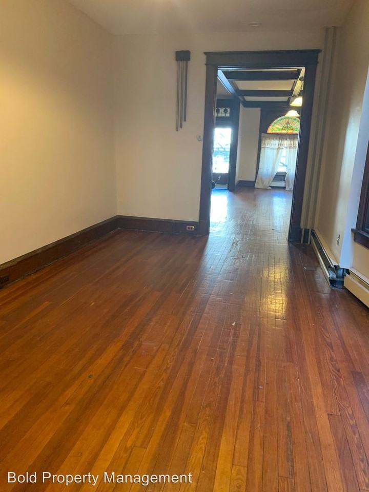 1036 N 4th Street - Photo 2 of 13
