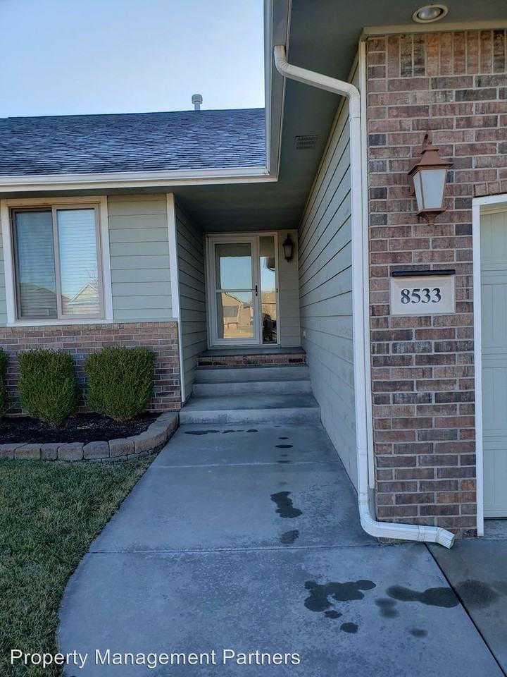 8533 Candlewood Ct. - Photo 2 of 29