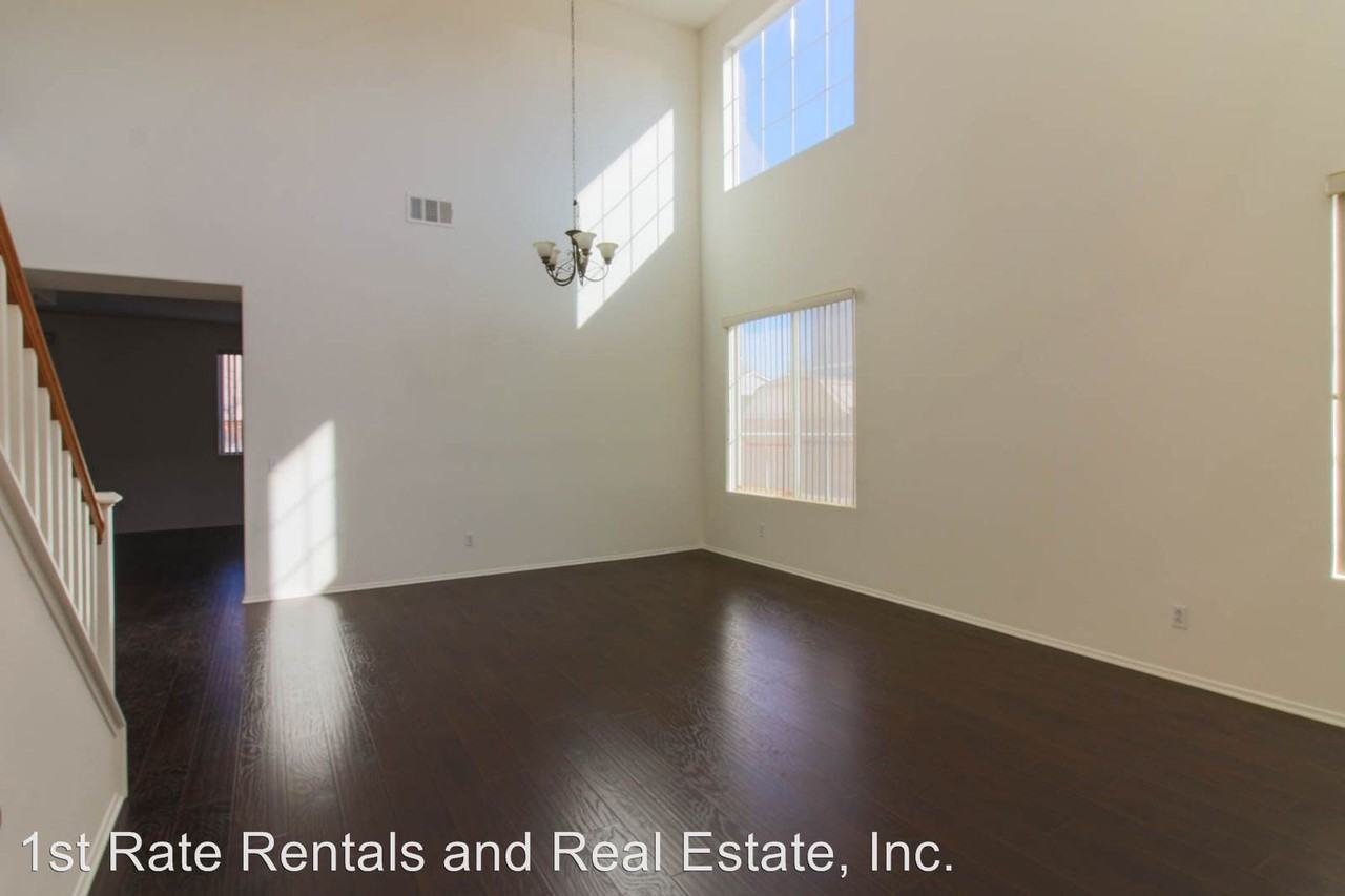 28728 Lantern Park Ln - Photo 2 of 14