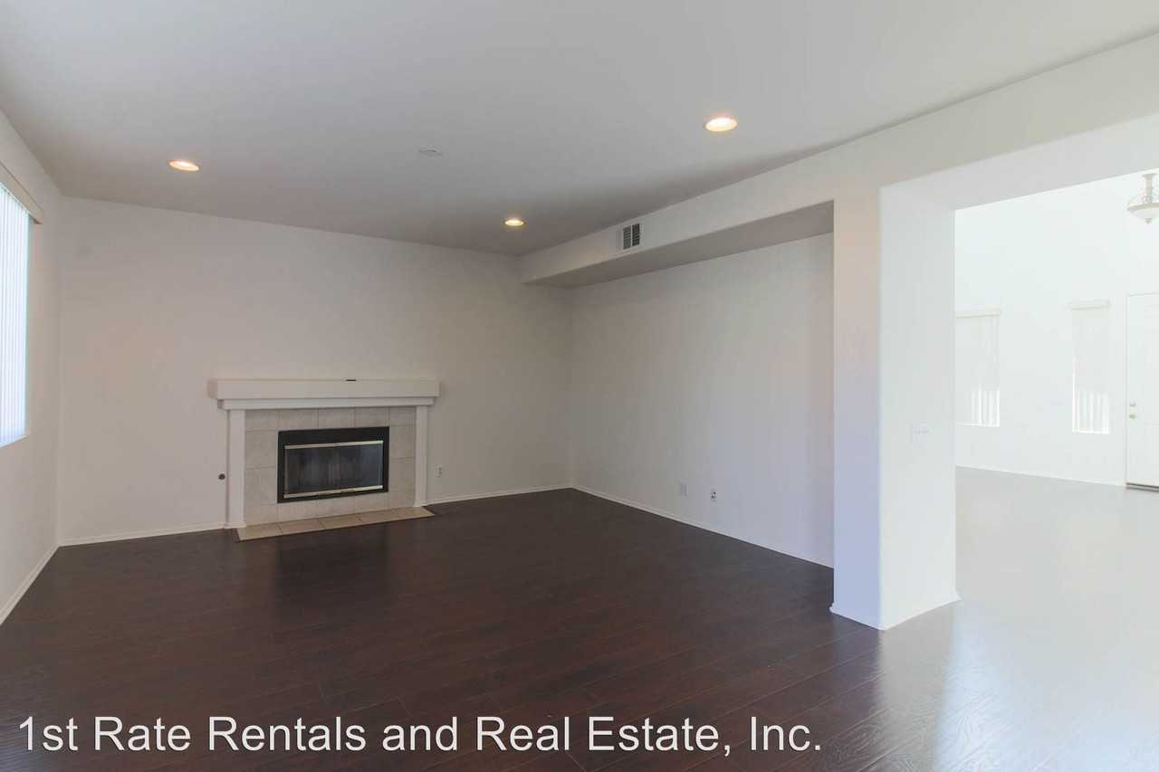 28728 Lantern Park Ln - Photo 3 of 14