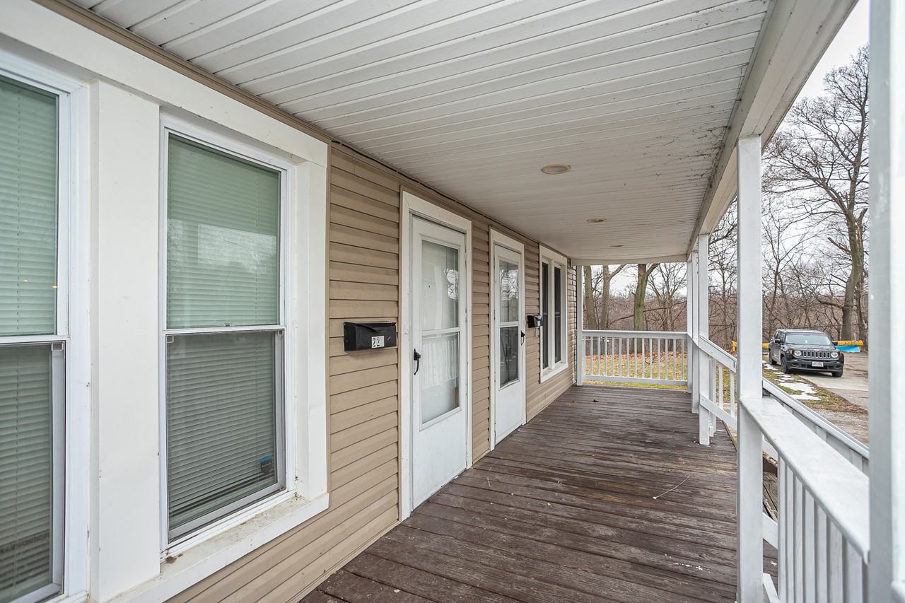 221 Rockwell Pl - Photo 3 of 50