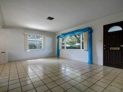 7527 Burlington Ave N - Photo 2 of 5