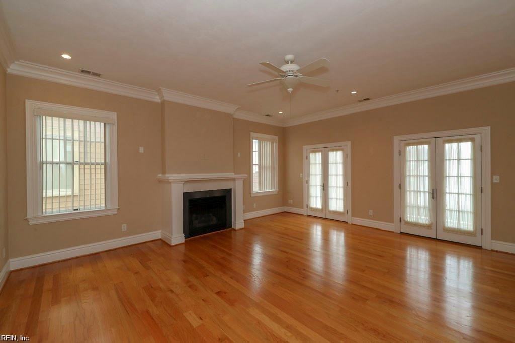 4522 Pleasant Ave - Photo 3 of 49