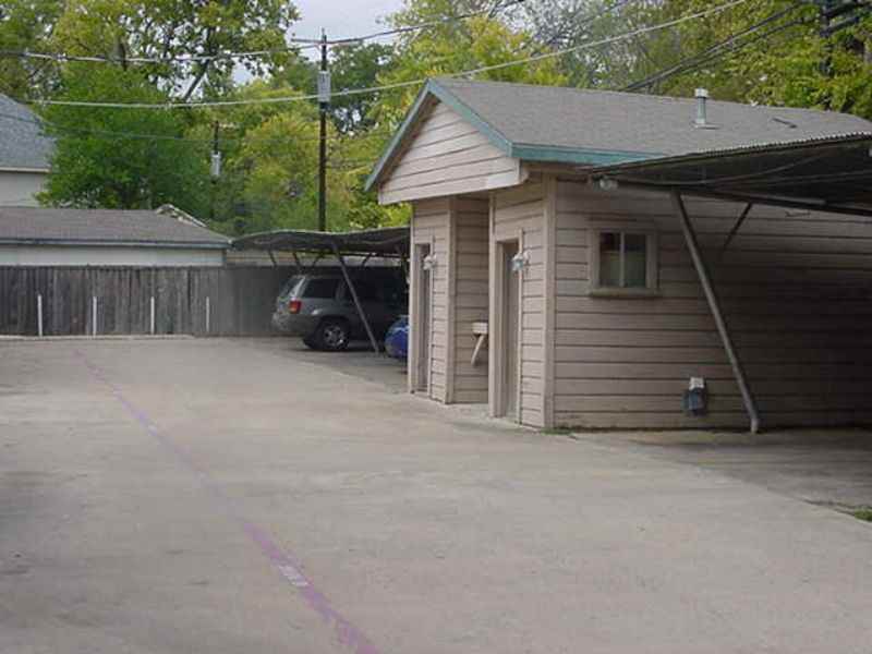 5639 Matalee Ave E - Photo 3 of 8