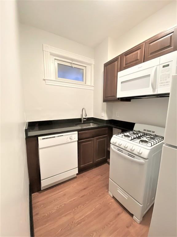 52 Summer Street Unit 402 - Photo 3 of 10