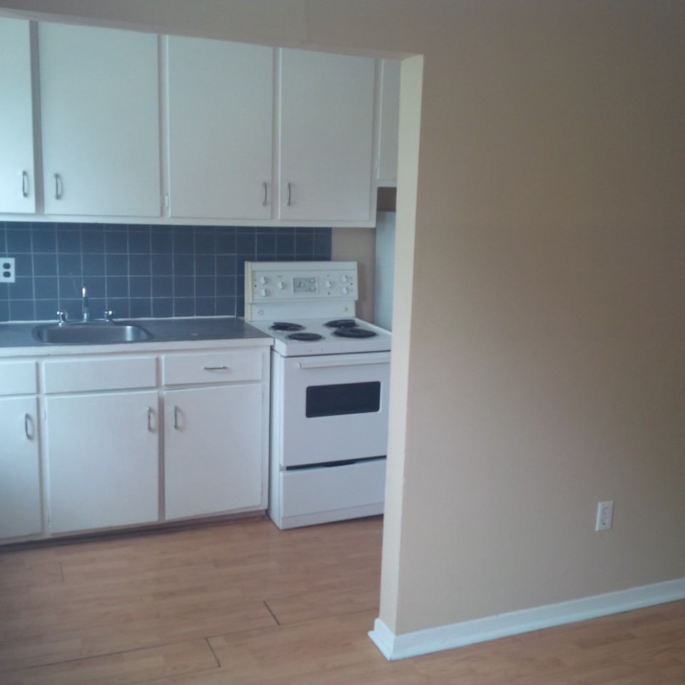 678 King Street West #2 - Photo 2 of 8