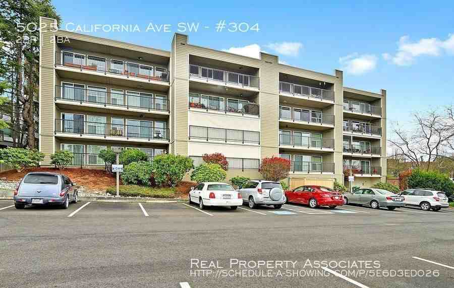5025 California Ave Sw #304 - Photo 3 of 4