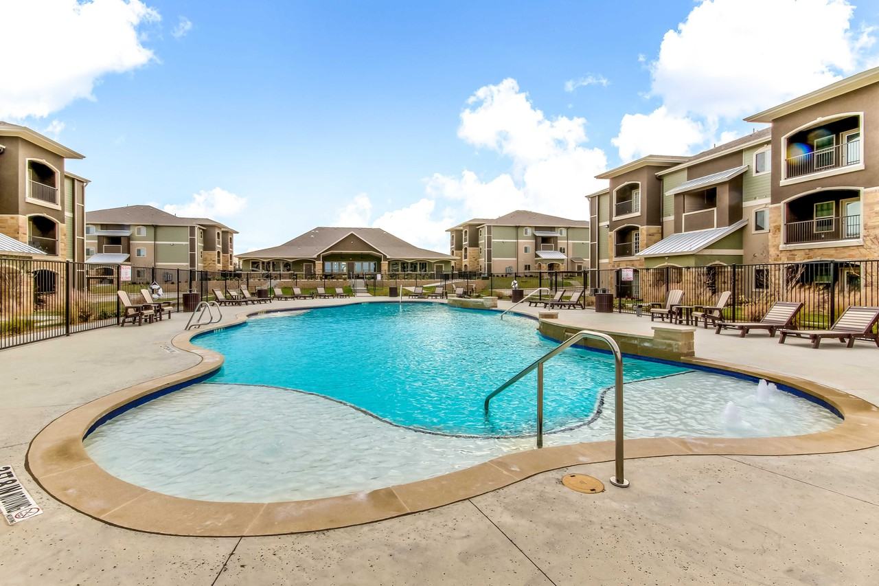 Lone Oak Apartments 1801 Fort Worth Hwy, Weatherford, TX 76086 Zumper