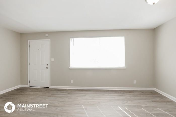 1913 Finchley Drive - Photo 3 of 16
