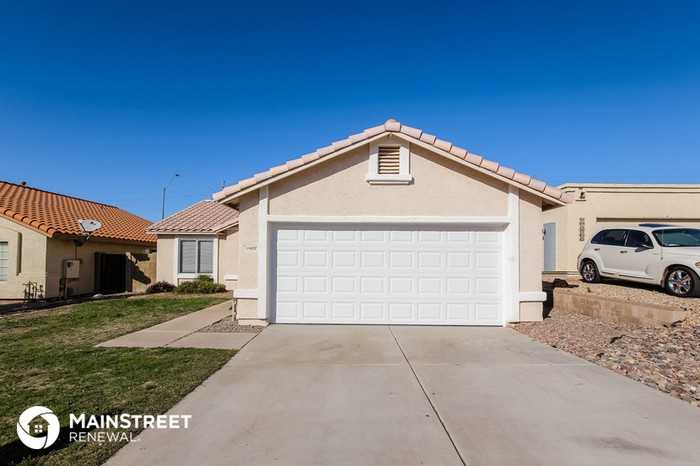 11422 West Puget Avenue - Photo 3 of 16