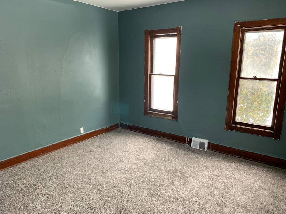 432 11th Avenue South - Photo 3 of 22