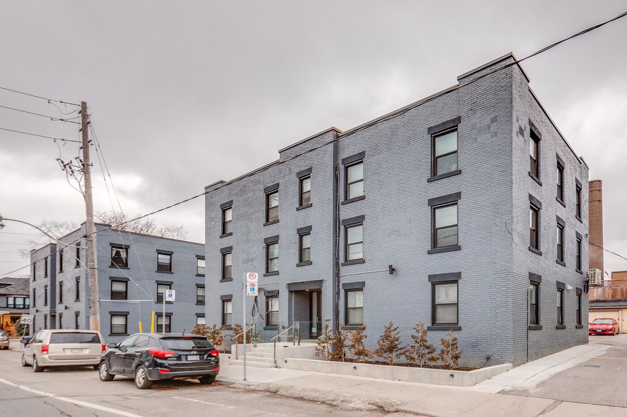 1492 Dundas Street East 1, Toronto, ON M4M 1S9 2 Bedroom Apartment