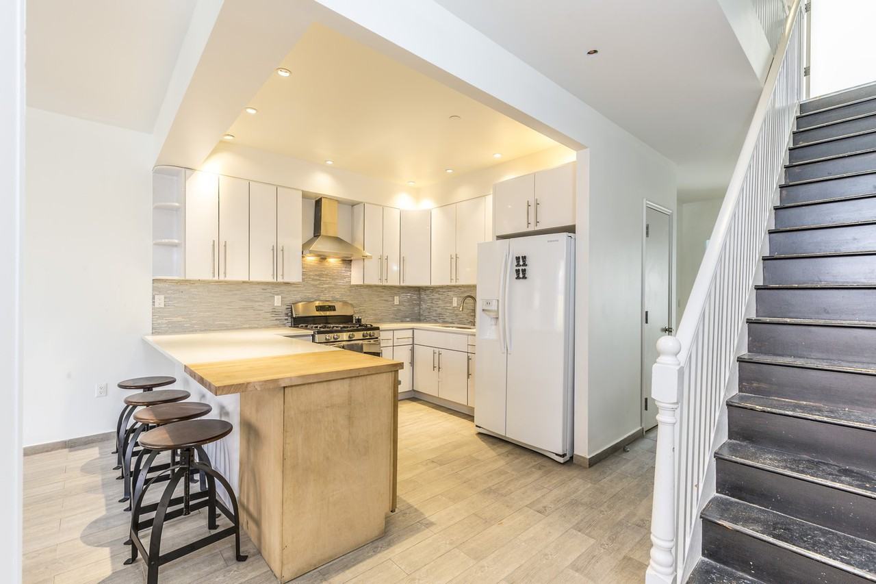 Modern Williamsburg flat with rooftop lounge Apartments in New York, NY