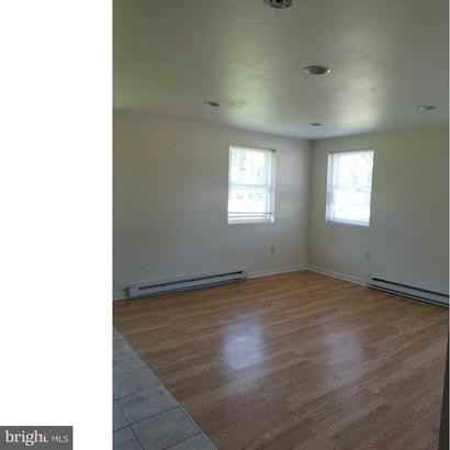 1116 Telegraph Rd - Photo 3 of 10