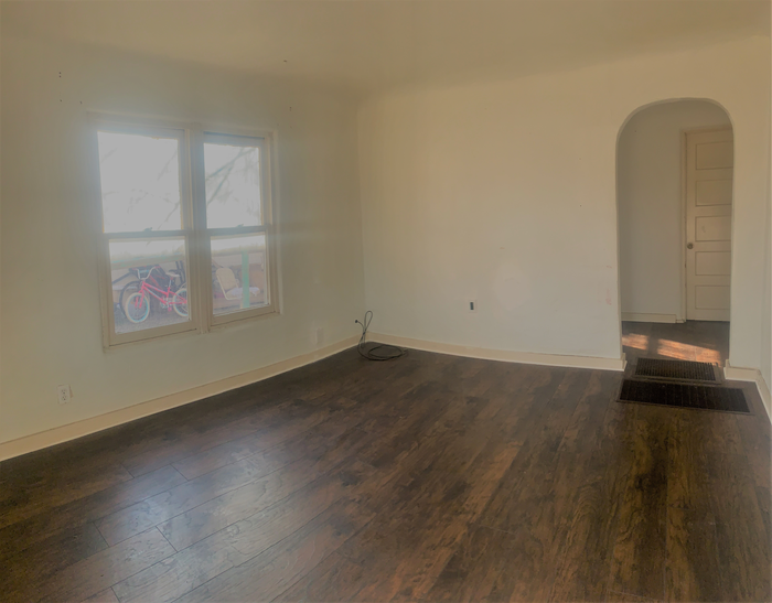 506 Headingly Avenue Northwest - Photo 2 of 4