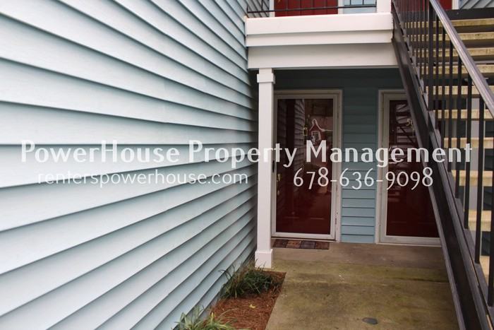 5043 Brookside Court - Photo 3 of 30