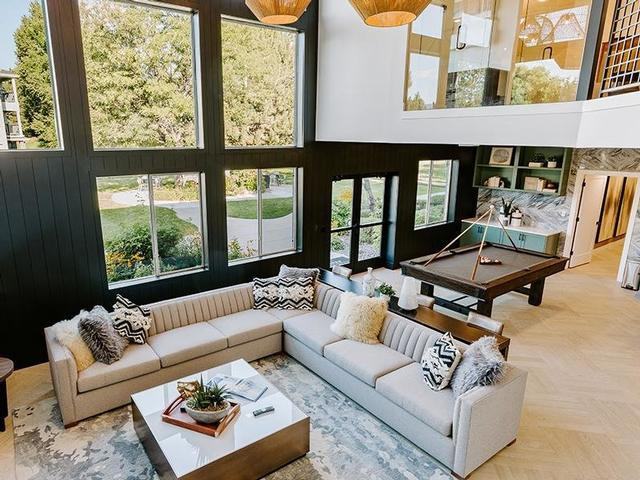 2605 South Miller Drive - Photo 5 of 16