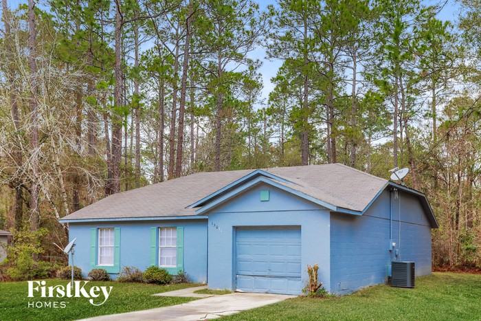 15031 Southeast 25th Avenue - Photo 3 of 15