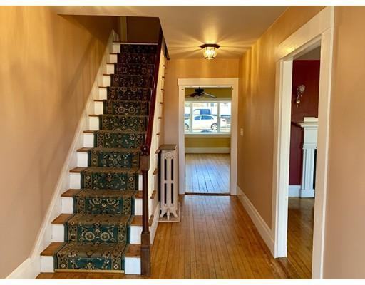 444 Main St - Photo 3 of 14