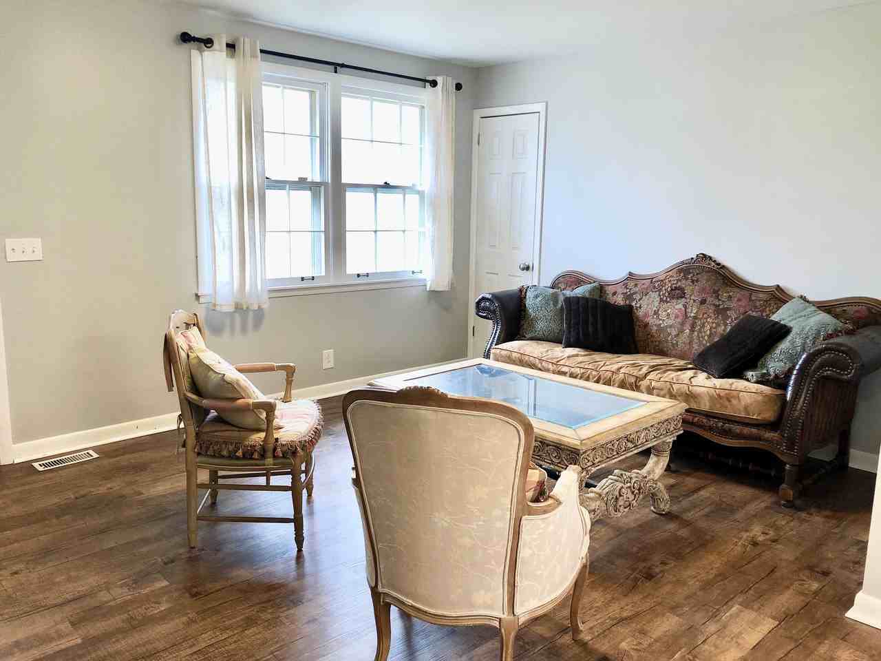 4013 Scotwood Dr - Photo 2 of 18