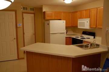 20547 Dublin Dr - Photo 3 of 13