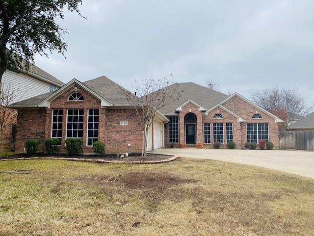 1705 Rosebriar Ln - Photo 2 of 29