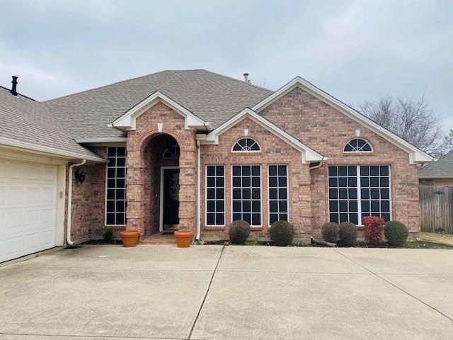 1705 Rosebriar Ln - Photo 3 of 29