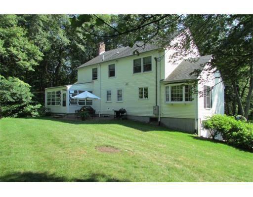 5 Bryant Ln - Photo 2 of 12