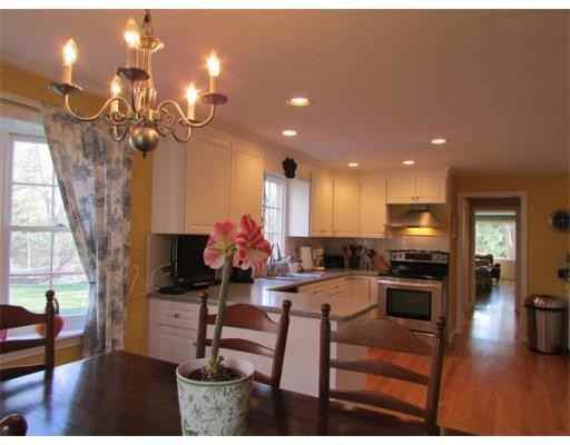 5 Bryant Ln - Photo 3 of 12