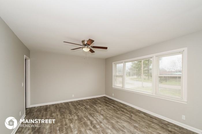 1326 Berry Hill Road - Photo 3 of 16