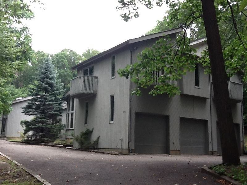 39 Calais Rd - Photo 3 of 15