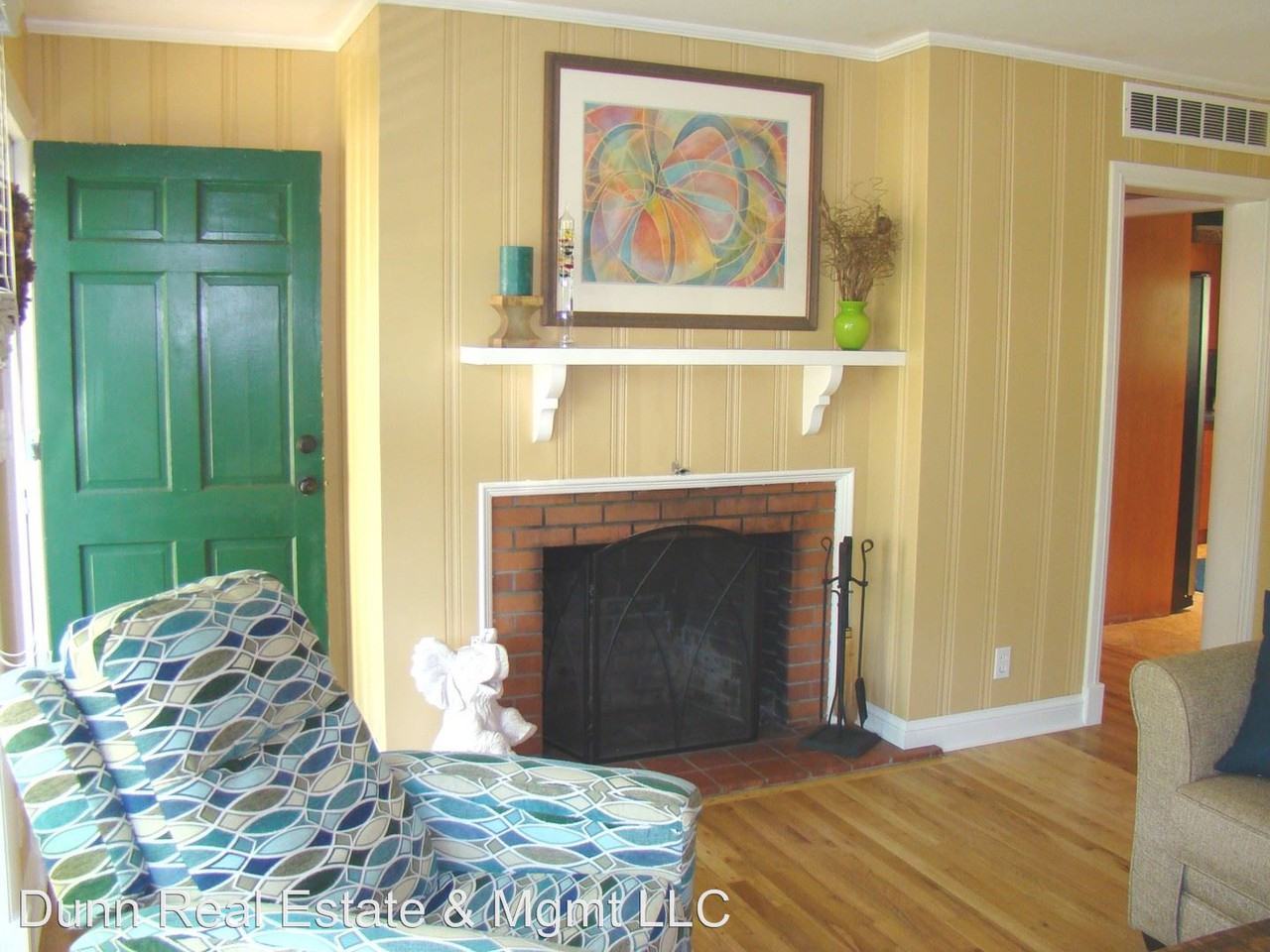 1312 Lakewood Dr - Photo 3 of 22
