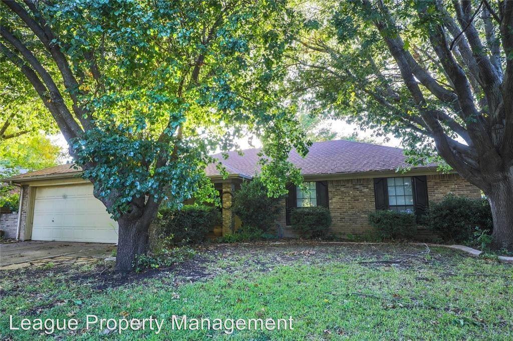 920 Arrow Wood Street - Photo 2 of 16