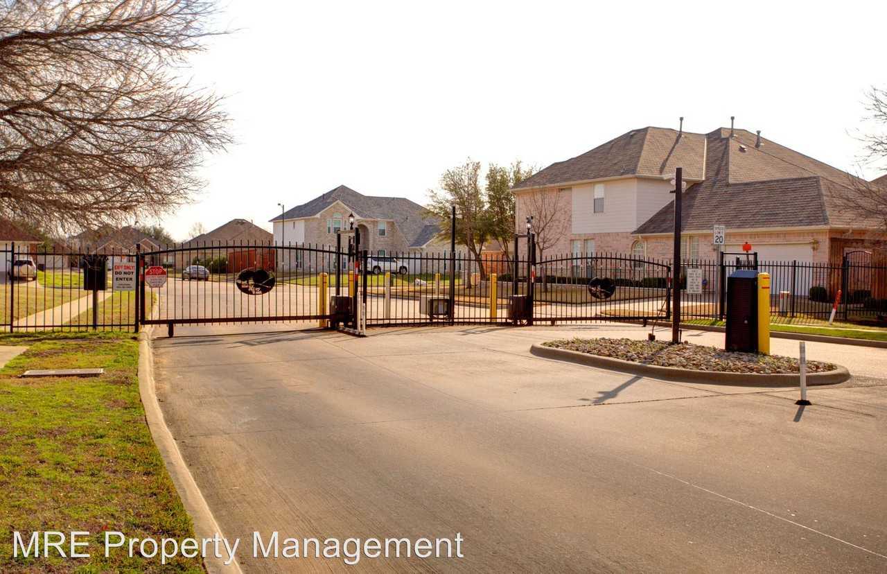 1008 Andromeda Way - Photo 2 of 27