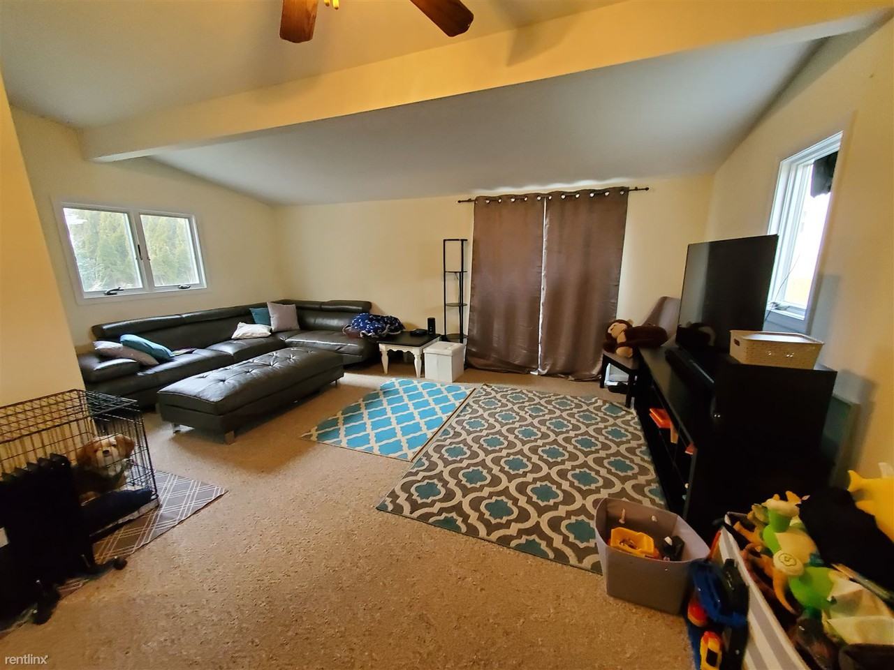 Pine Hill Ave. - 3 Bedroom - Photo 2 of 10