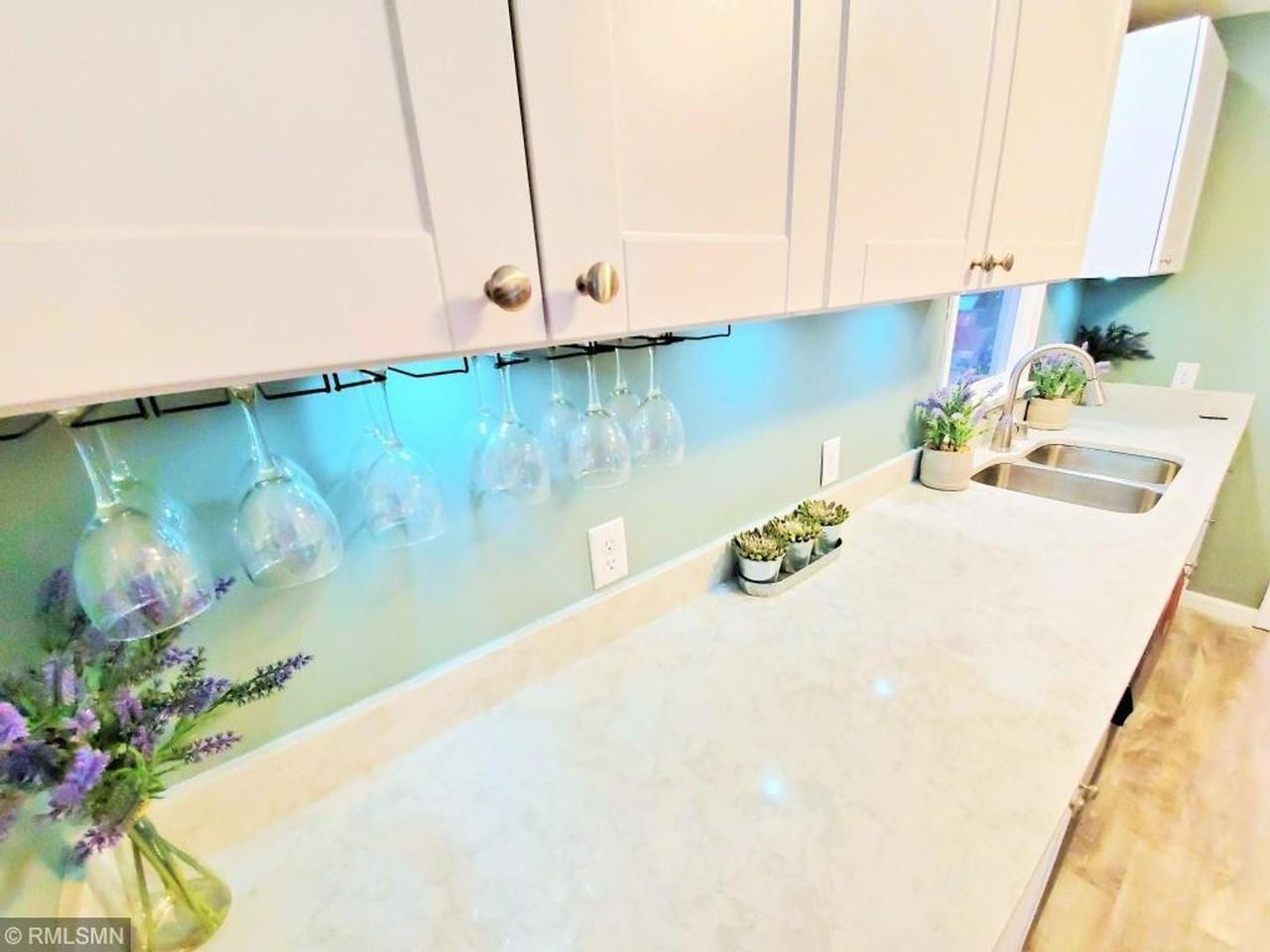 7709 Upton Avenue S - Photo 3 of 19