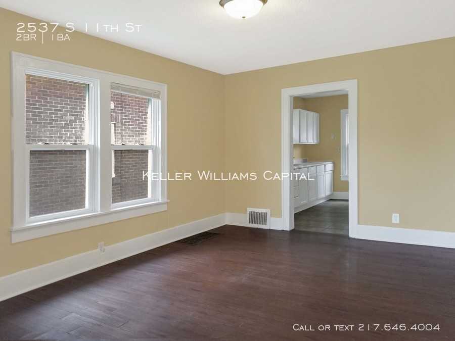 2537 S 11th St - Photo 2 of 12