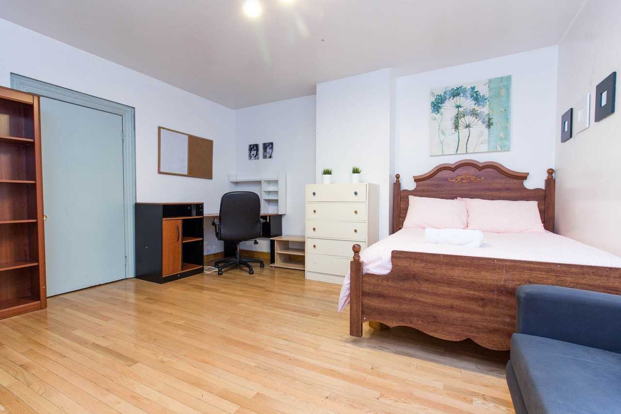 538 Rue Prince Arthur Ouest #B - Photo 6 of 13