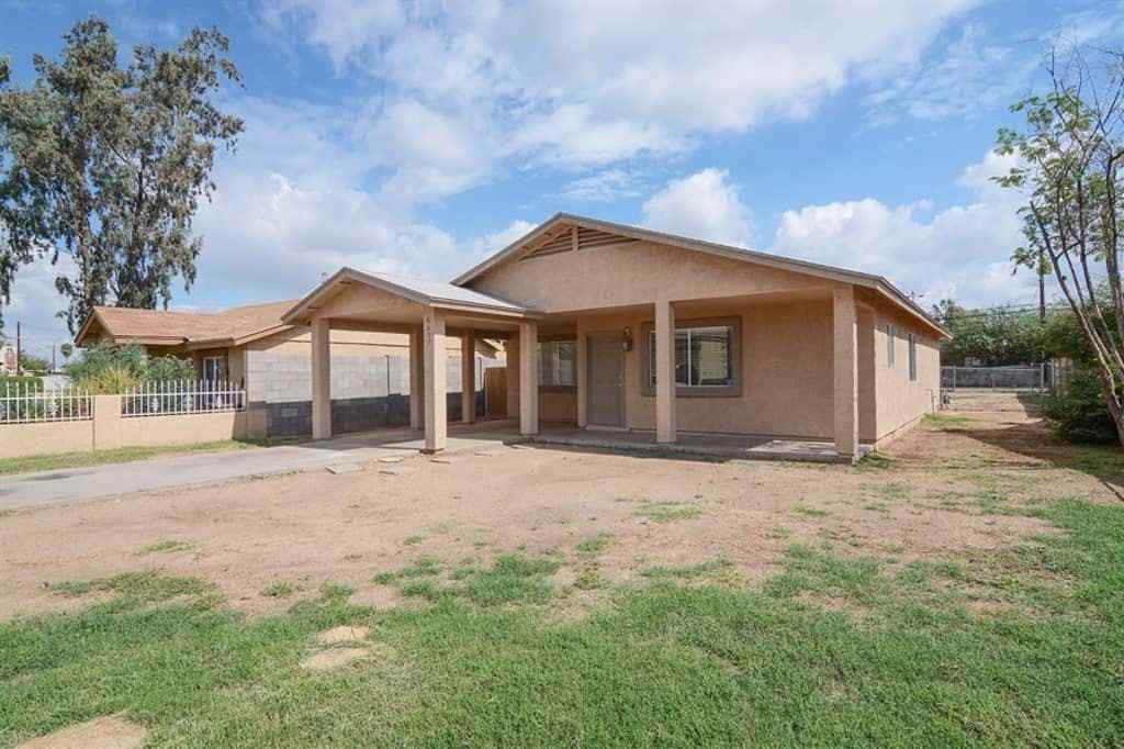 6637 N 54th Ave - Photo 2 of 22