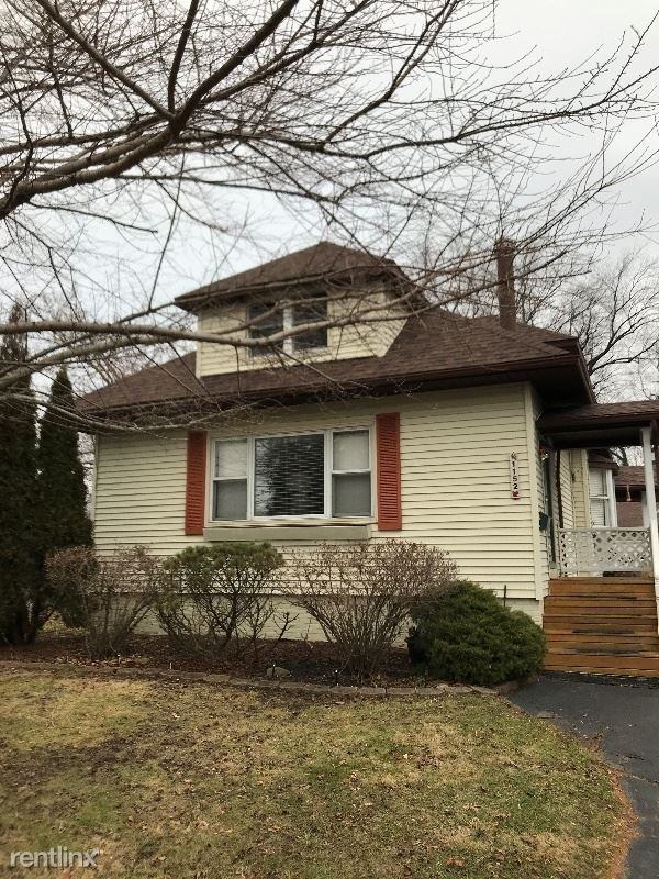 1152 Ogontz Ave - Photo 3 of 8