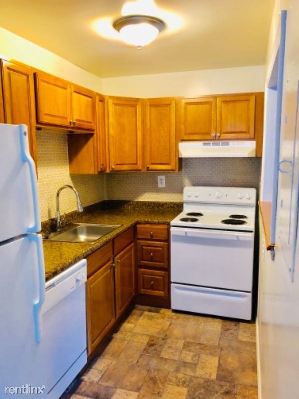 91 Fairview Avenue - Photo 2 of 11