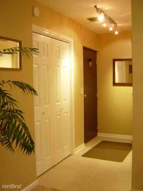 100 S Main St 18 - Photo 3 of 19